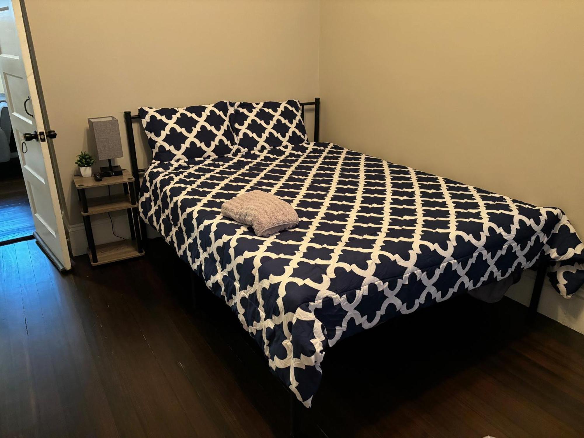 Homestay B&B In Boston - 3 Locations In Dorchester Экстерьер фото