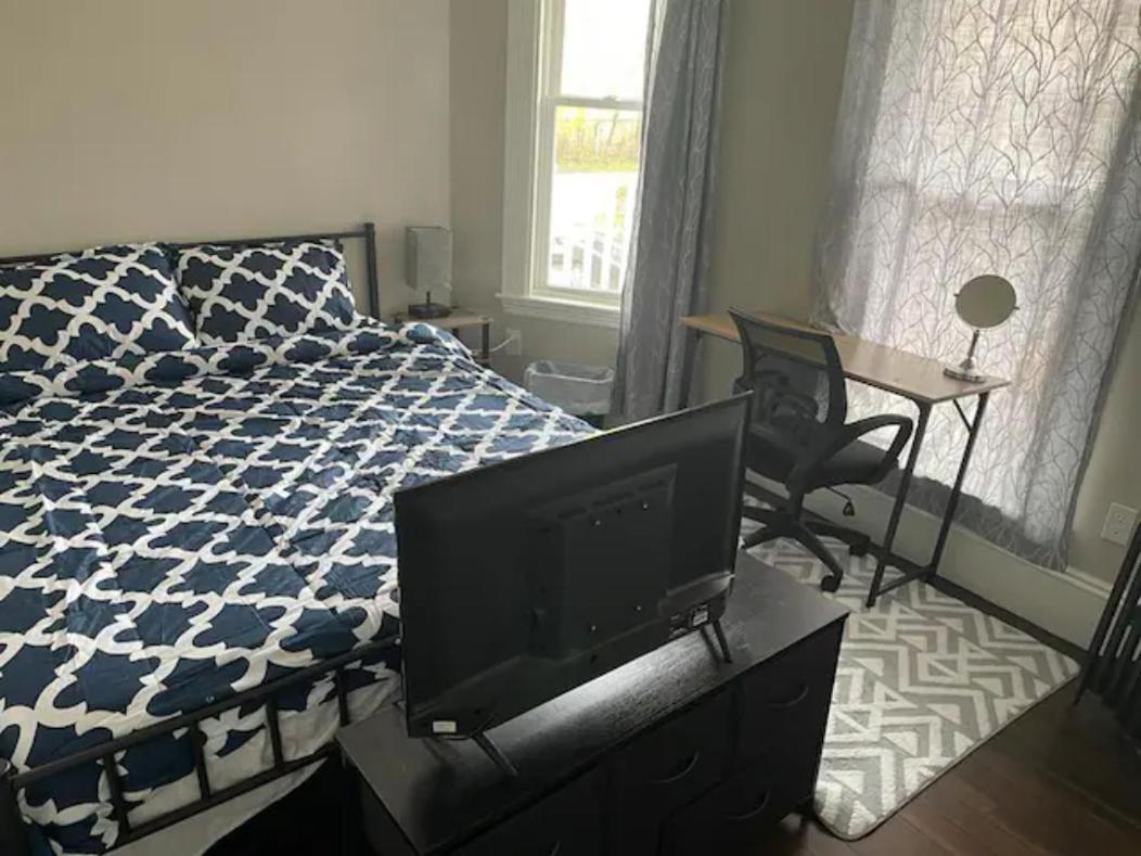 Homestay B&B In Boston - 3 Locations In Dorchester Экстерьер фото
