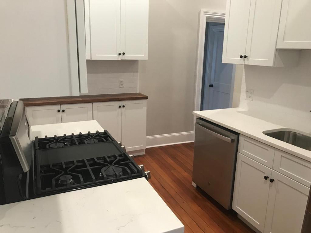 Homestay B&B In Boston - 3 Locations In Dorchester Экстерьер фото